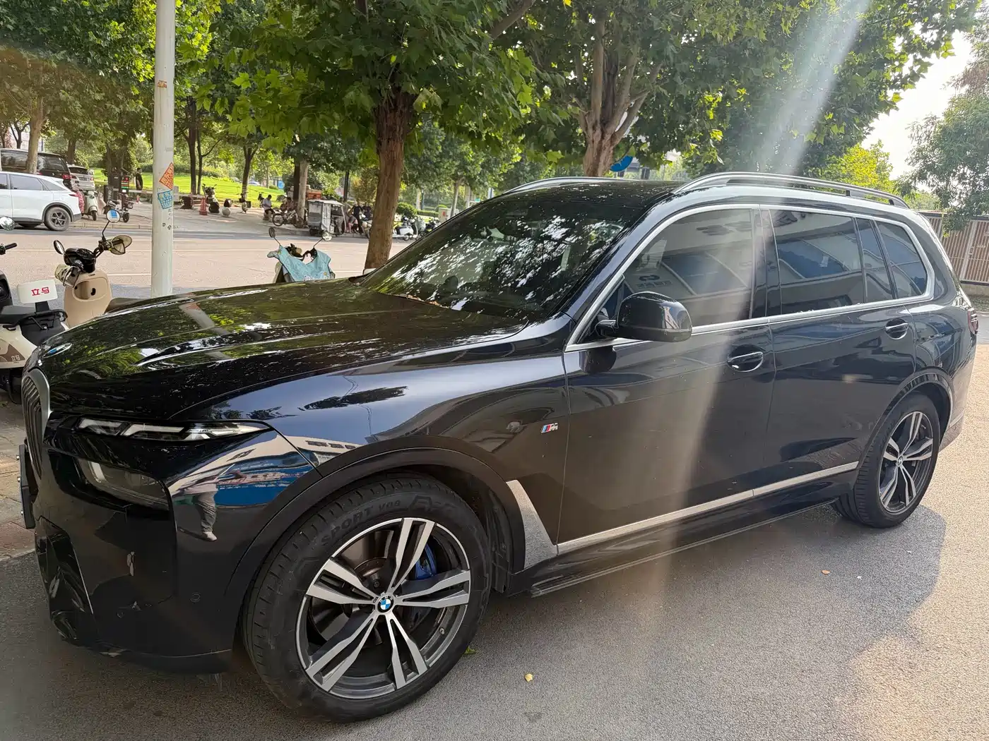 BMW X7