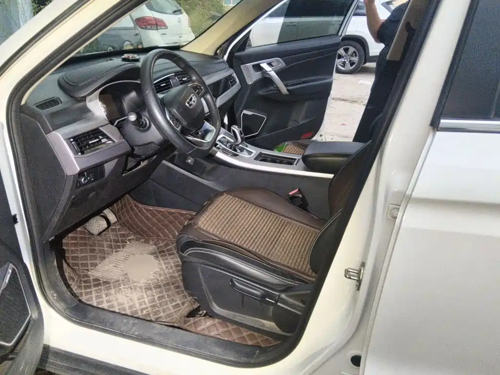 Geely Boyue — миниатюра 16