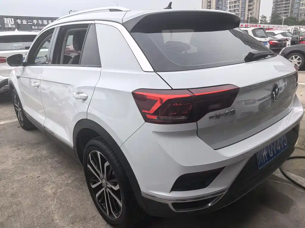 Volkswagen T-Roc — миниатюра 7