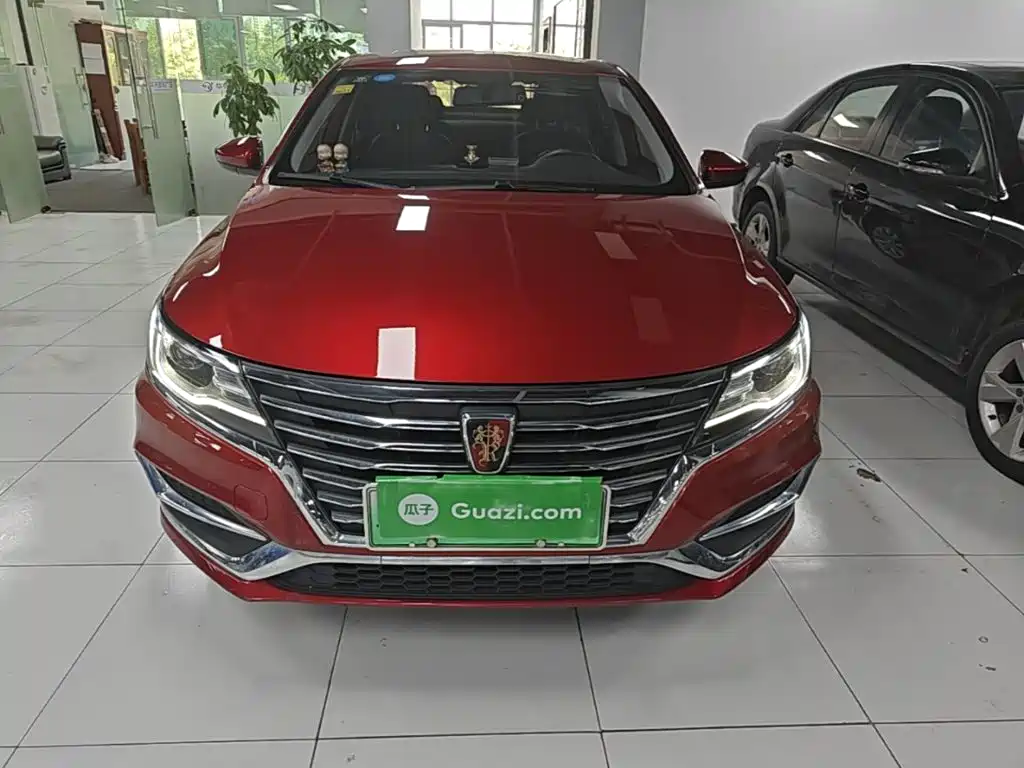Roewe i6 New Energy — миниатюра 3