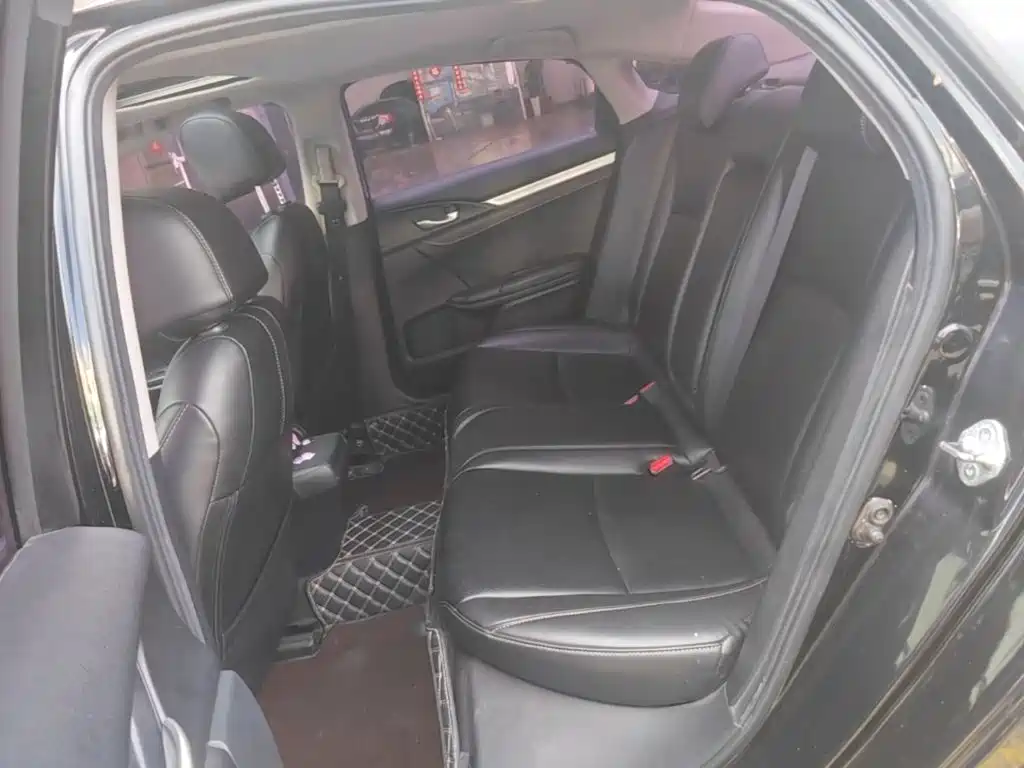 Honda Civic — миниатюра 17