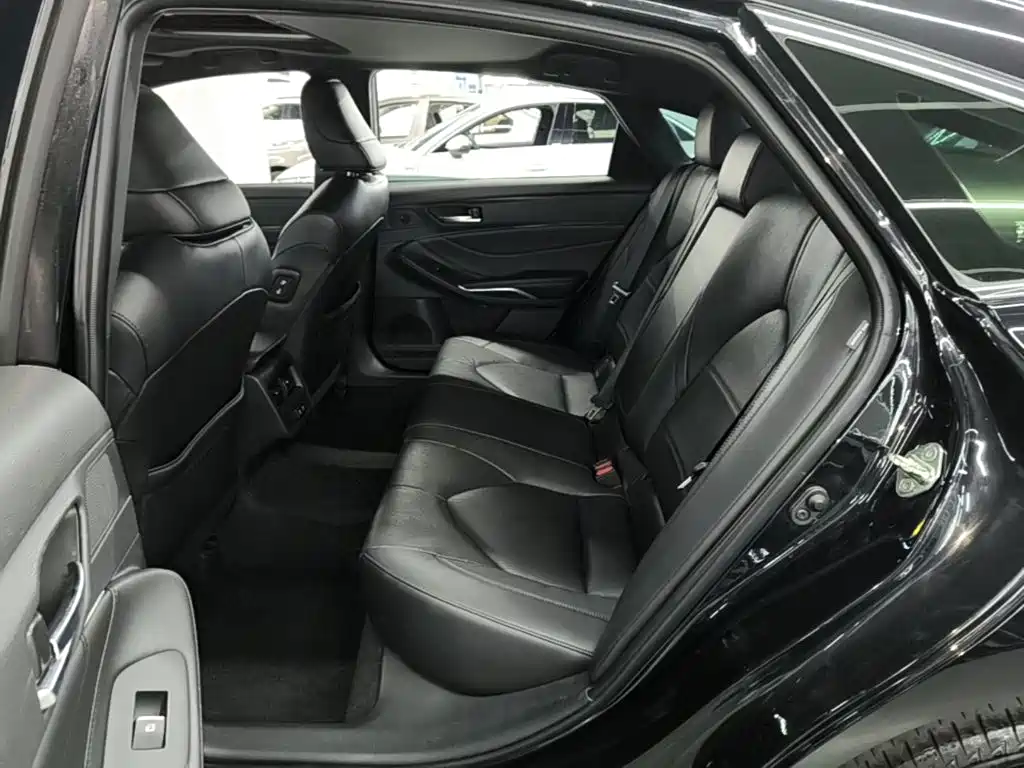 Toyota Avalon — миниатюра 17