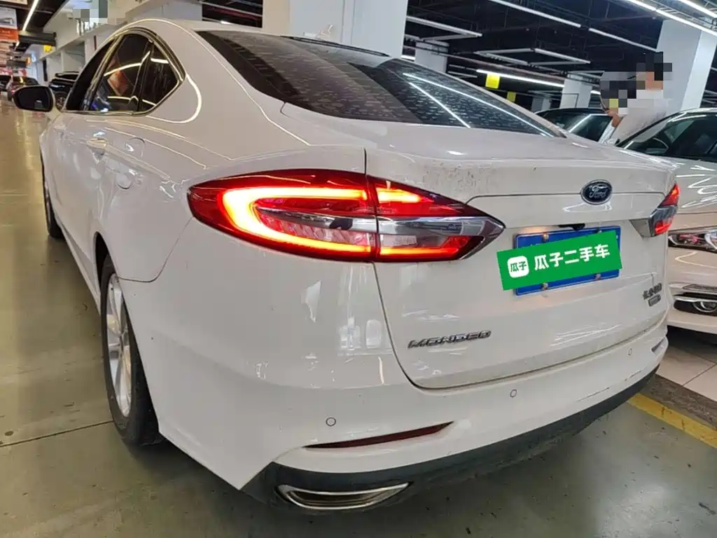 Ford Mondeo — миниатюра 5