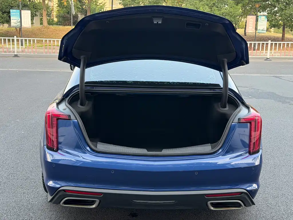 Cadillac CT5 — миниатюра 15