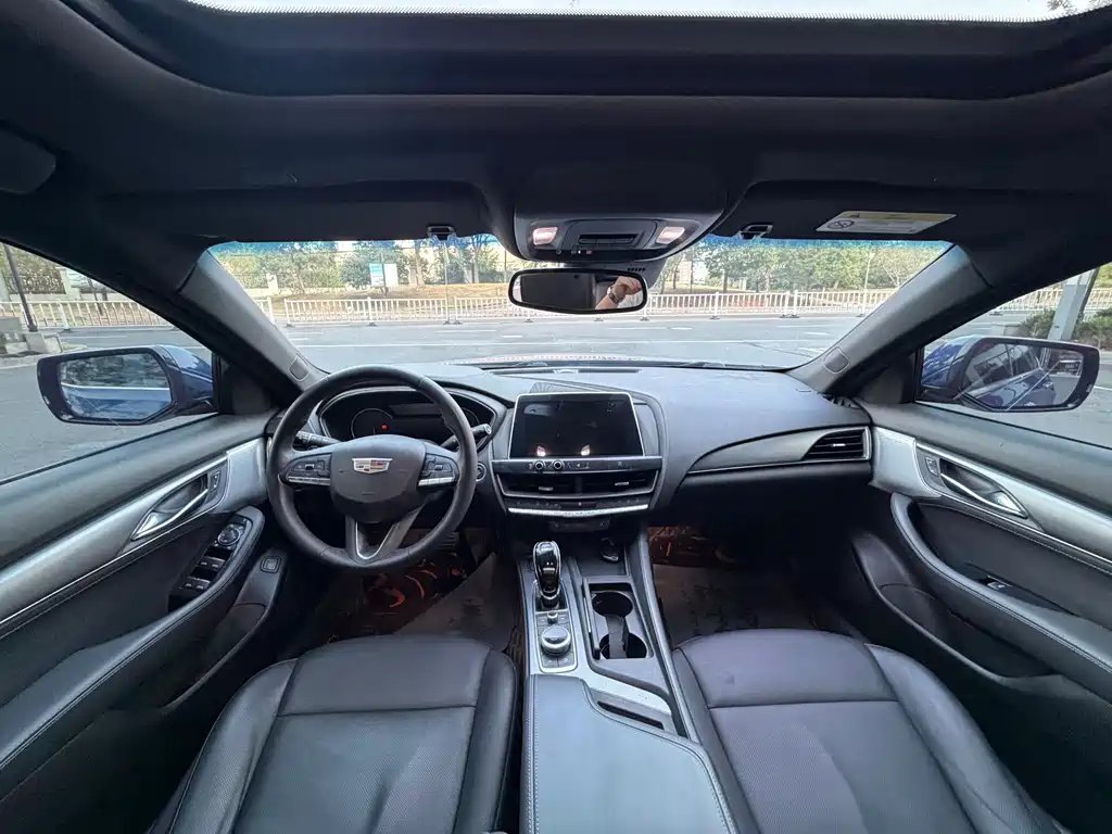 Cadillac CT5 — миниатюра 9