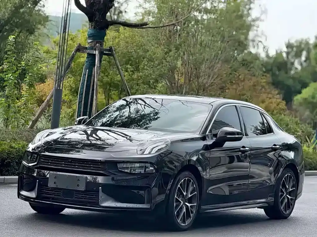 Lynk & Co 03 — миниатюра 3
