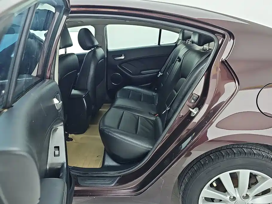 Kia K3 — миниатюра 11