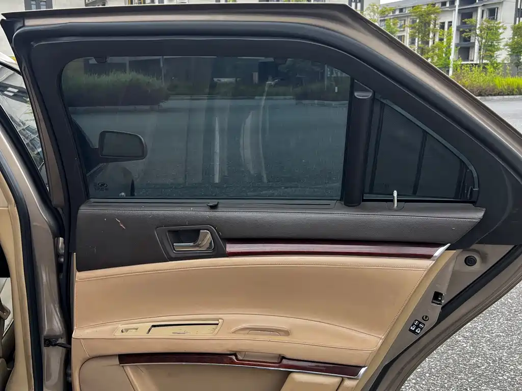 Cadillac SLS — миниатюра 18