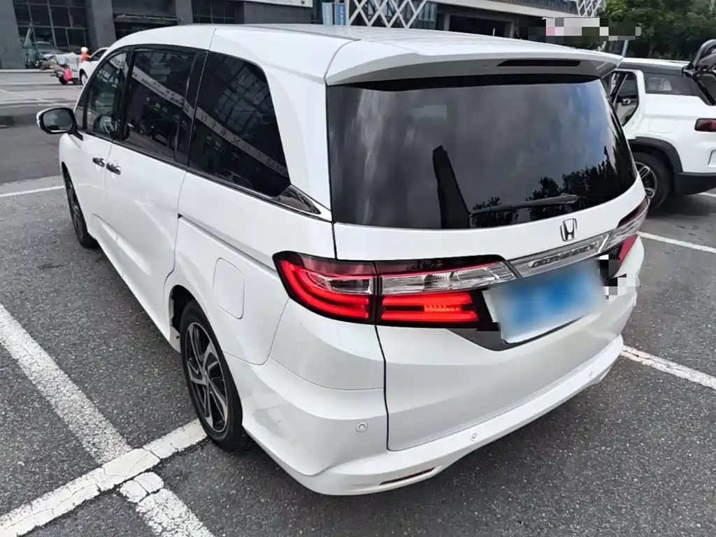 Honda Odyssey — миниатюра 5