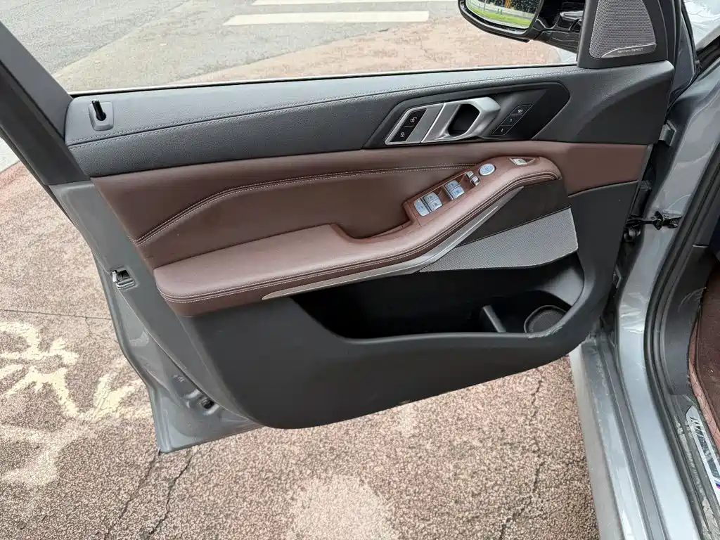 BMW X5 — миниатюра 6