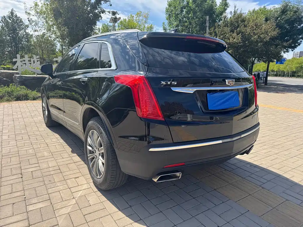 Cadillac XT5 — миниатюра 4