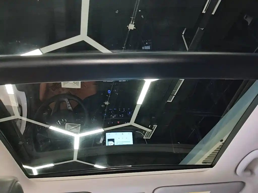 Hyundai Mistra — миниатюра 18
