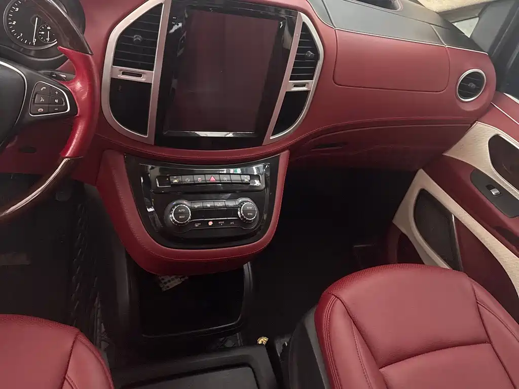 Mercedes-Benz Vito — миниатюра 10