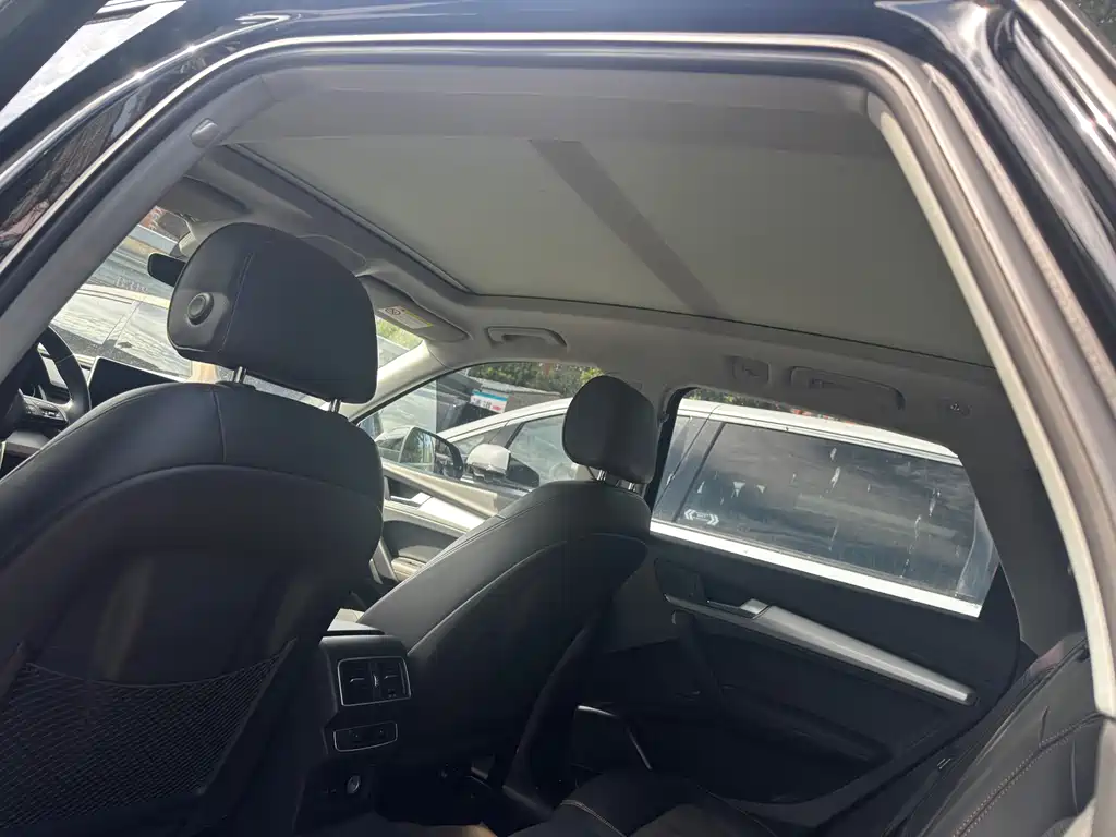 Audi Q5L — миниатюра 11