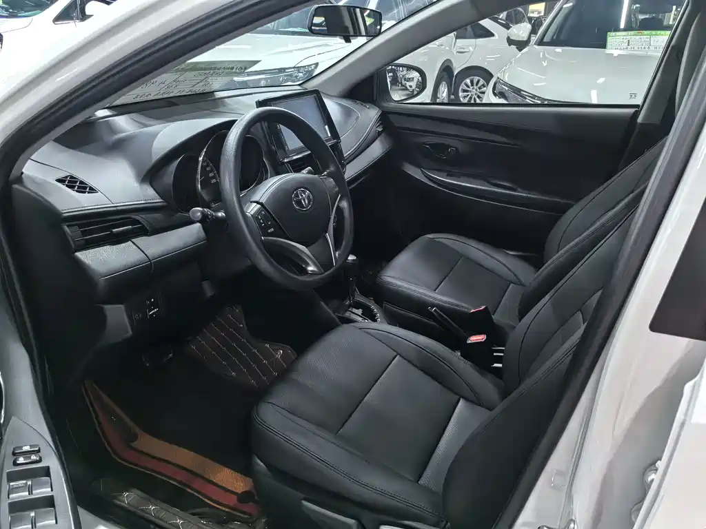 Toyota Vios FS — миниатюра 7