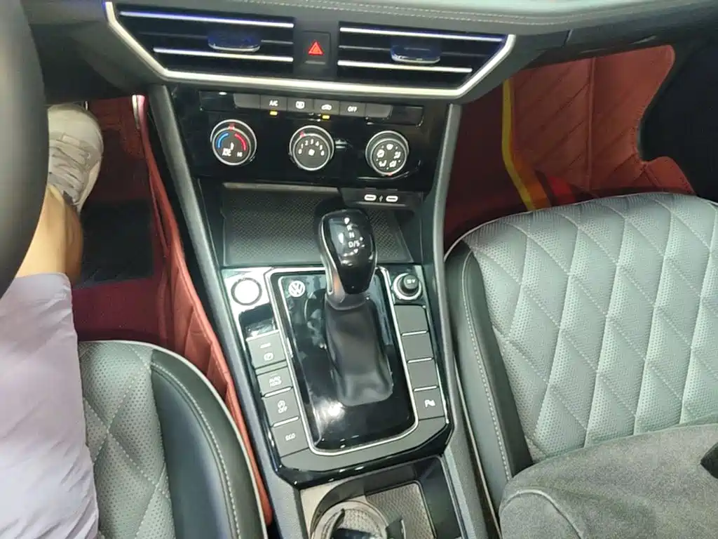 Volkswagen Sagitar — миниатюра 14