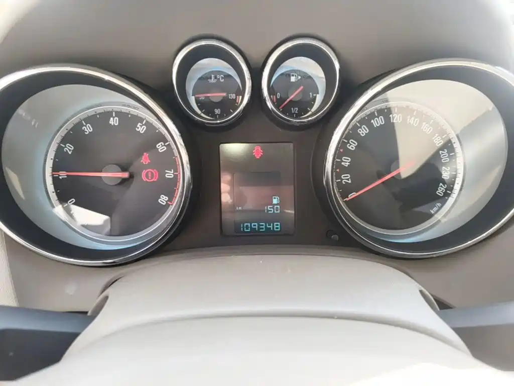 Buick Excelle — миниатюра 12