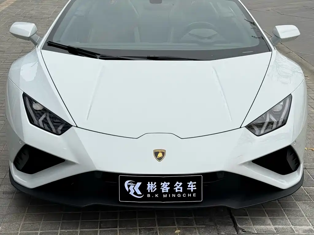 LAMBORGHINI HURACÁN