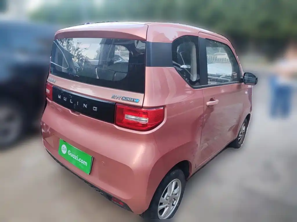 Wuling MINIEV — миниатюра 6