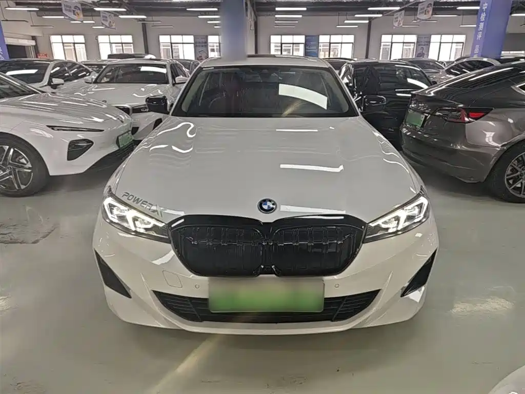 BMW i3 2023 eDrive 40 L