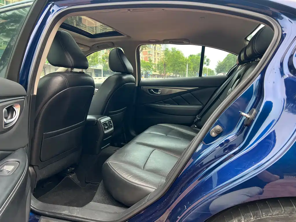 Infiniti Q50L — миниатюра 10