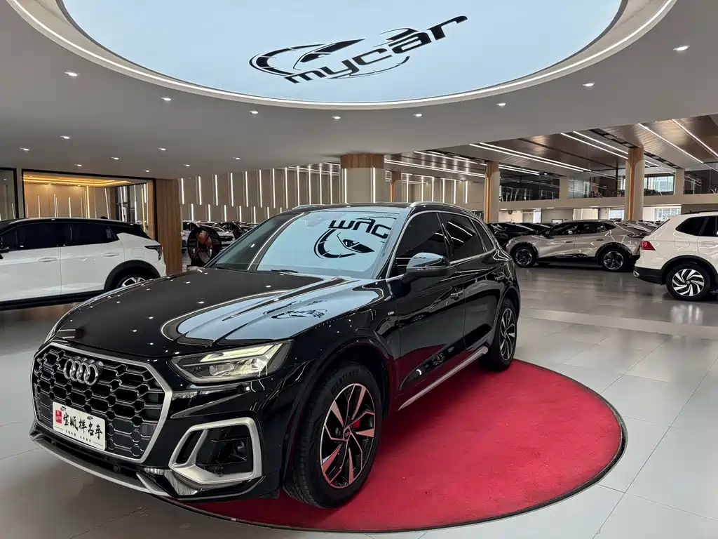 Audi Q5L Sportback 2022 40 TFSI Luxury Type