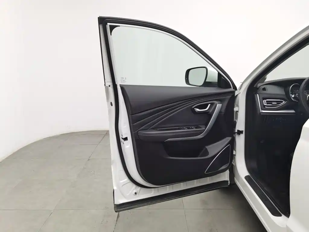 Jetour X70 — миниатюра 8