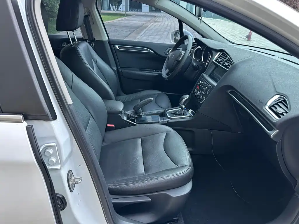 Citroen C4L — миниатюра 7