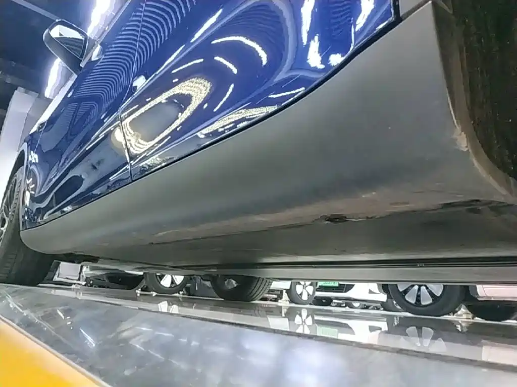Tesla Model Y — миниатюра 22