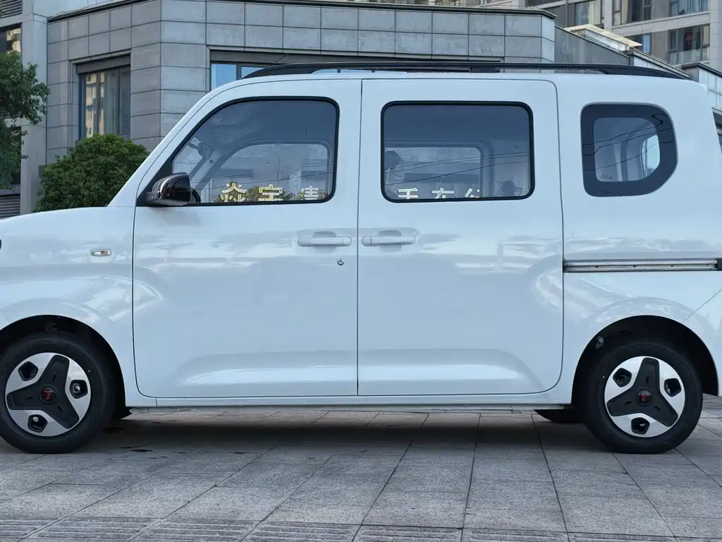 Wuling Zhiguang EV — миниатюра 3