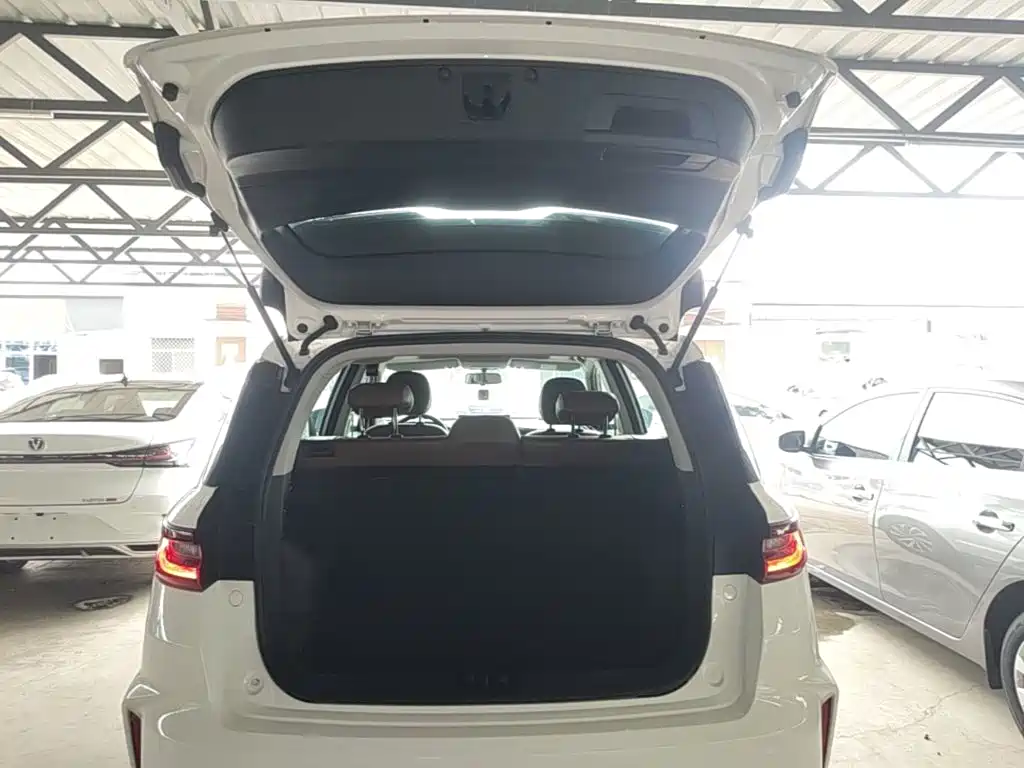 Geely Vision X6 — миниатюра 19