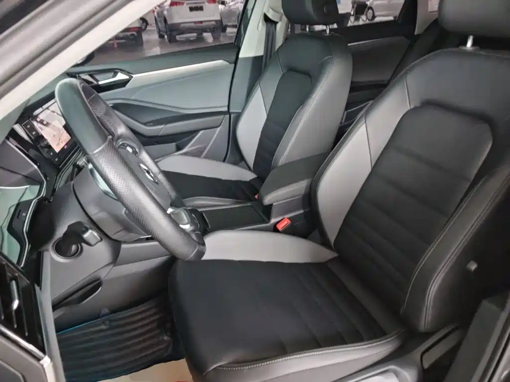 Volkswagen Sagitar — миниатюра 15