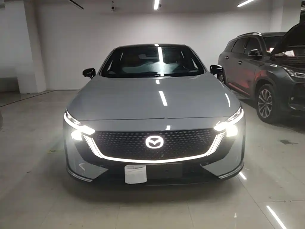 Mazda EZ-6 — миниатюра 3