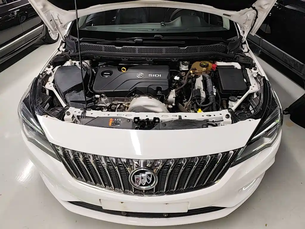 Buick Verano — миниатюра 20