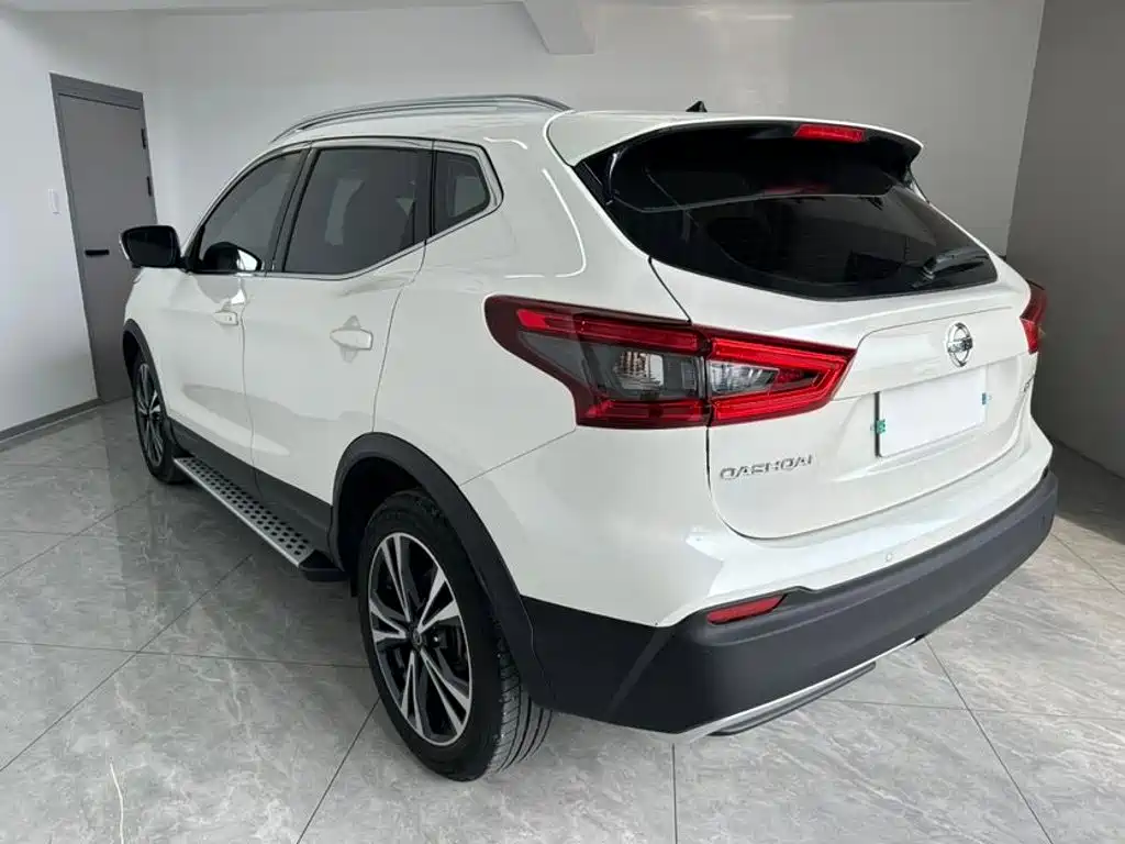 Nissan Qashqai — миниатюра 4