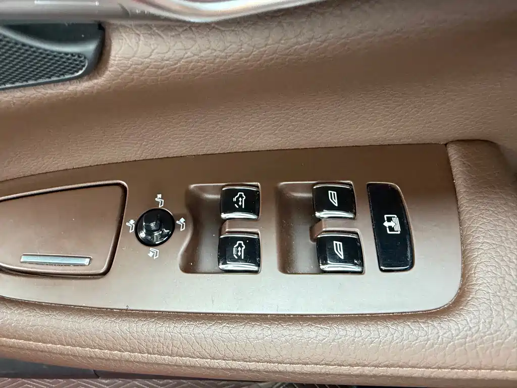Volvo S90 — миниатюра 19