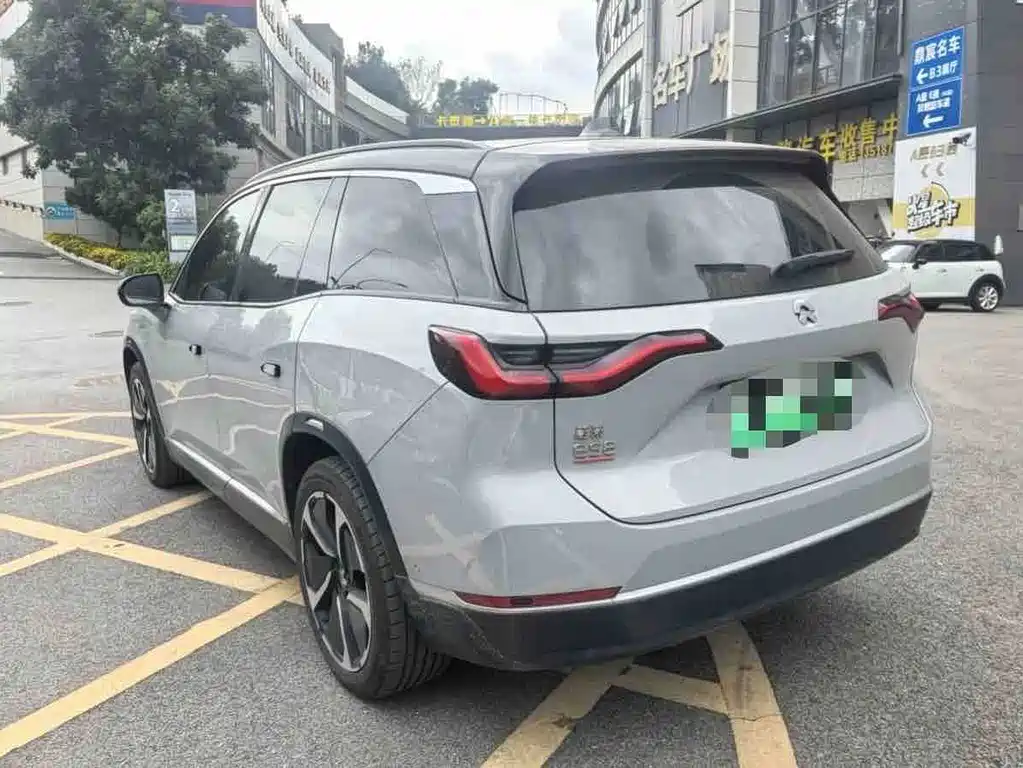 NIO ES8 — миниатюра 4