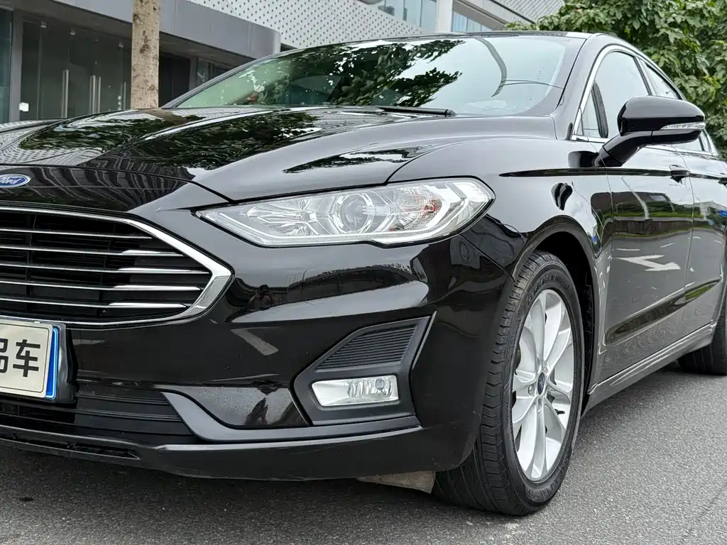 Ford Mondeo — миниатюра 4