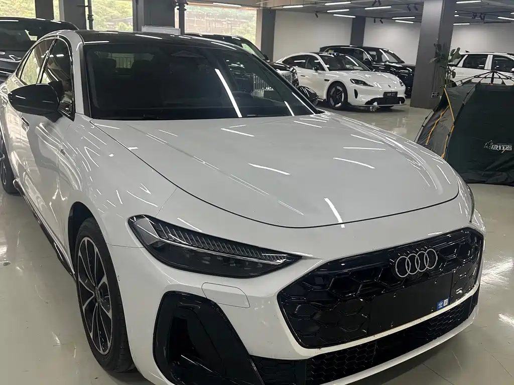 Audi A5L — миниатюра 3
