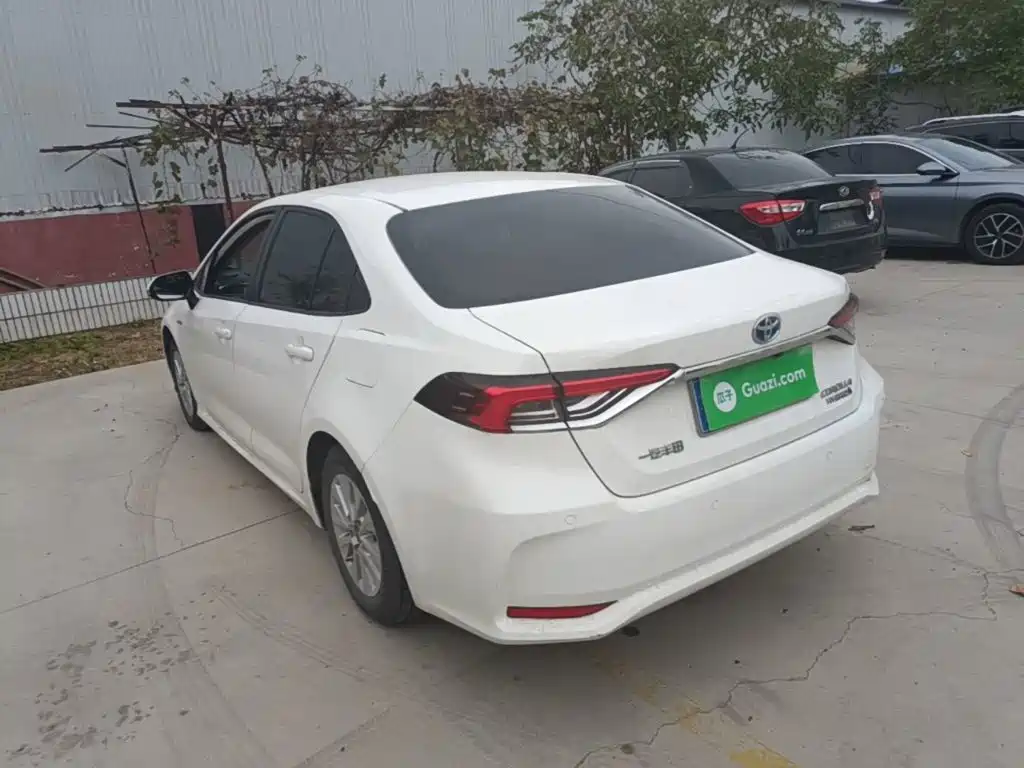 Toyota Corolla — миниатюра 5