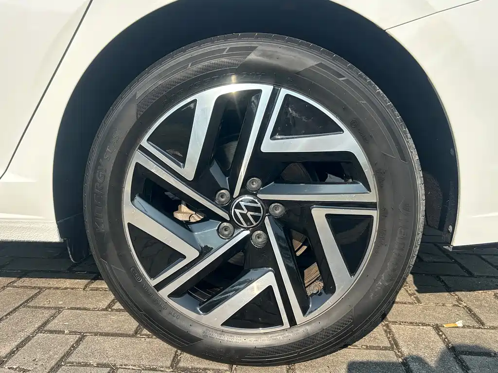 Volkswagen Sagitar — миниатюра 23