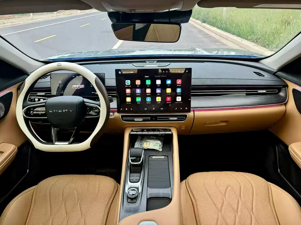 Chery Arrizo 8 PRO — миниатюра 5