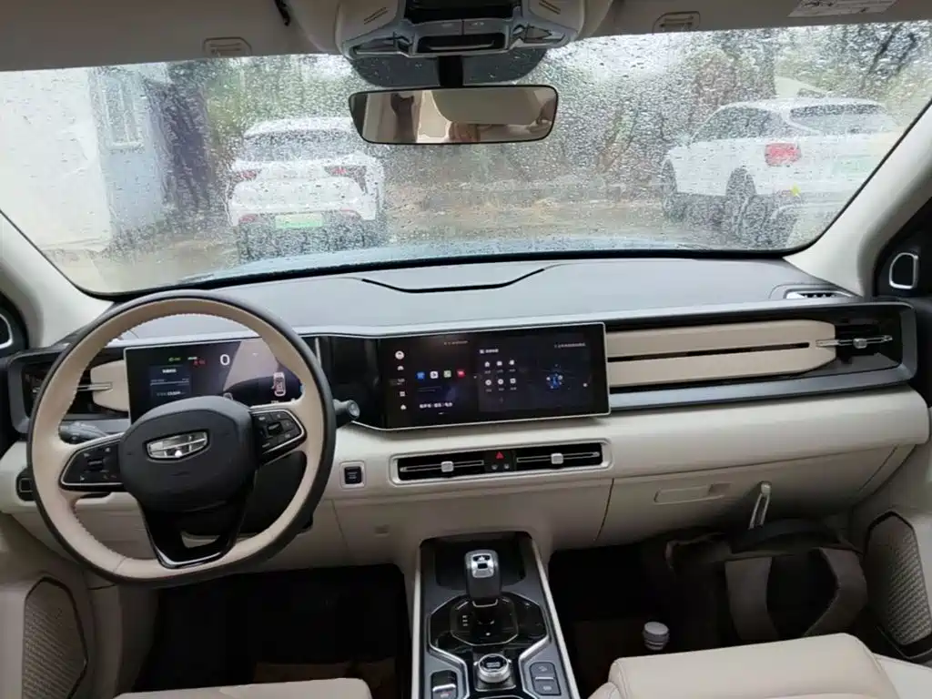 Geely Icon — миниатюра 10