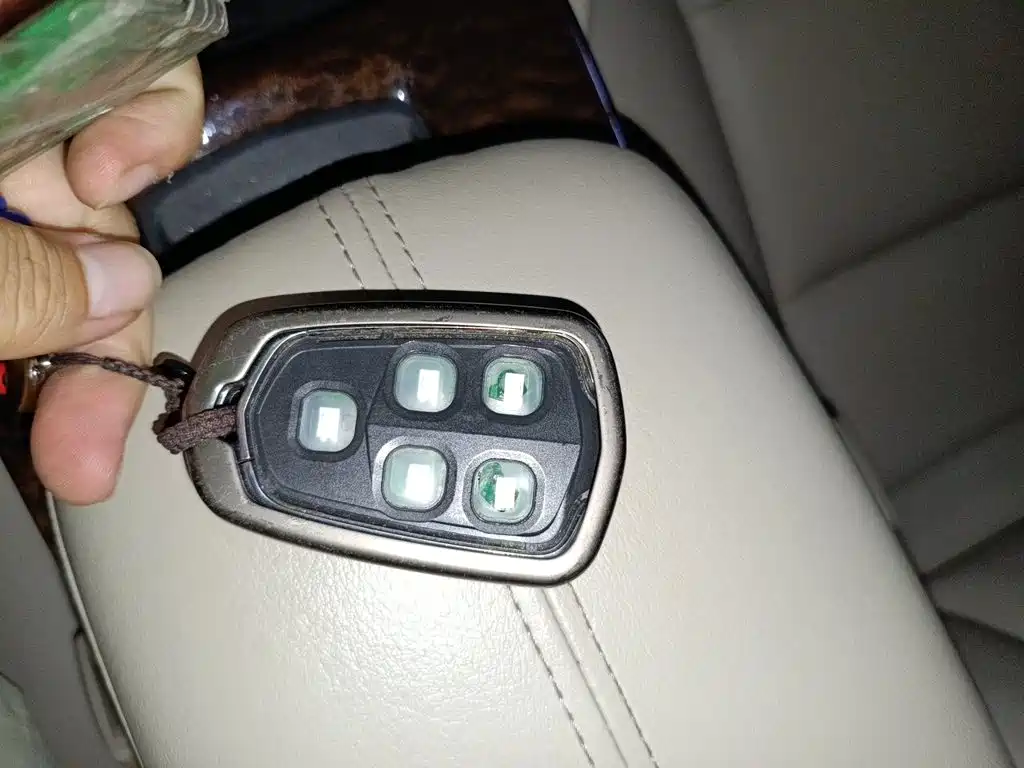 Cadillac XTS — миниатюра 9
