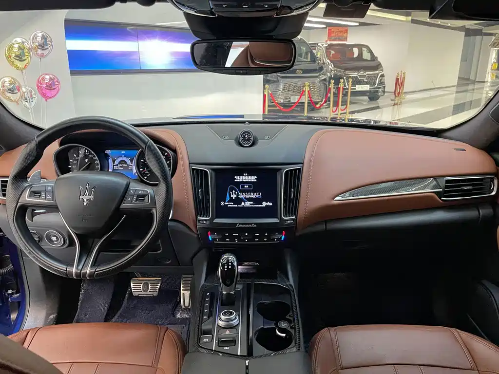 Maserati Levante — миниатюра 7