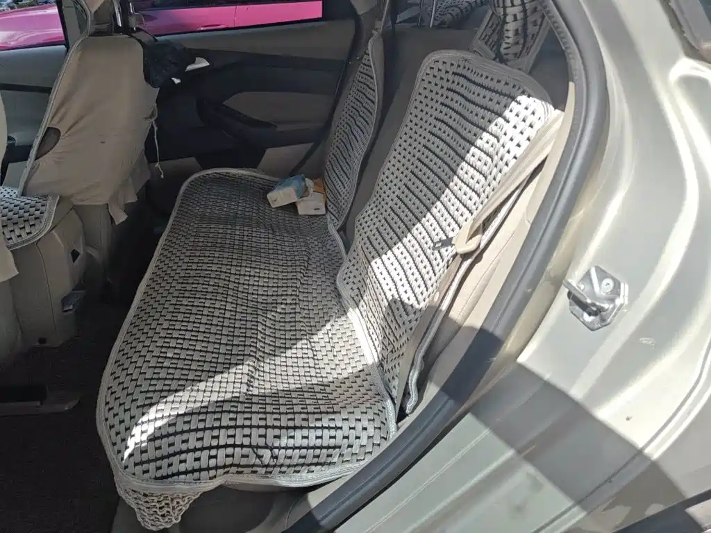 Ford Focus — миниатюра 18