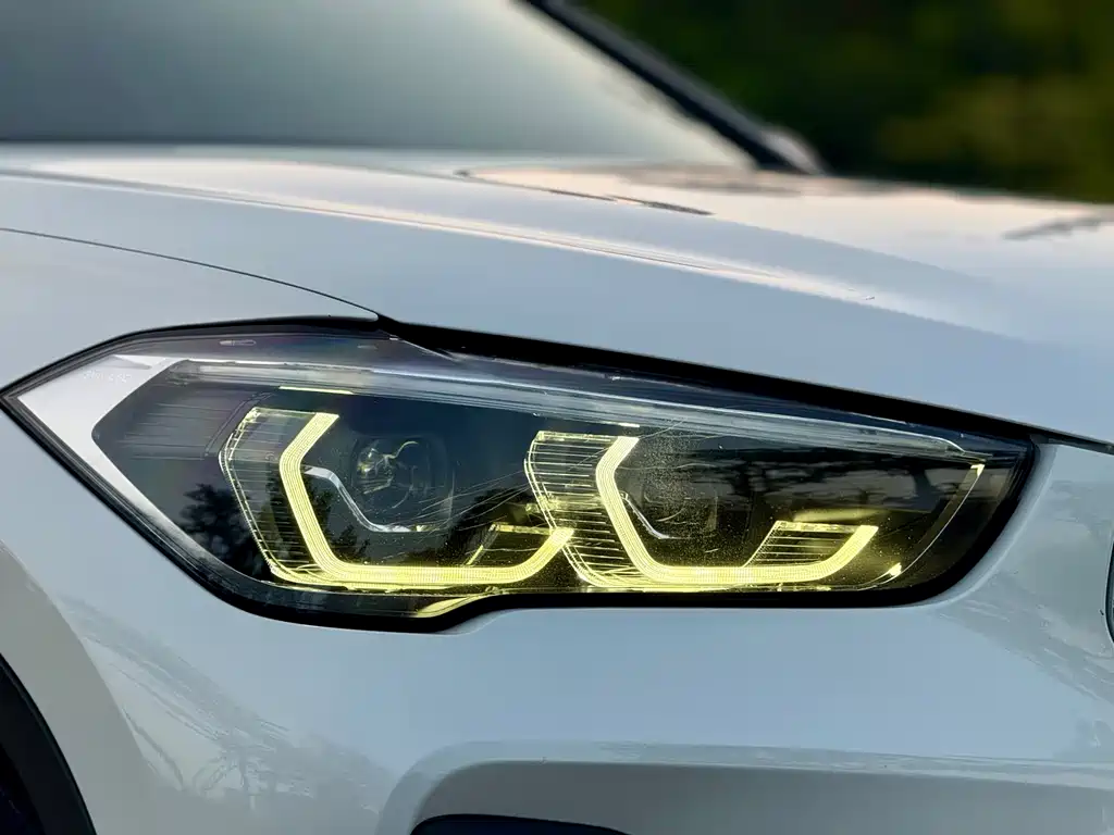 BMW X1 — миниатюра 10