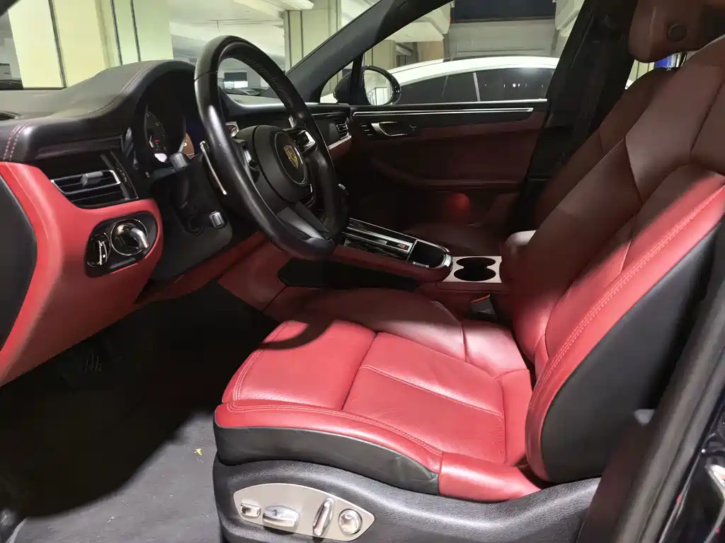 Porsche Macan — миниатюра 4