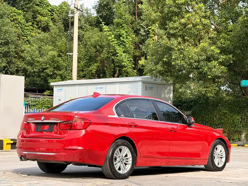 BMW 3 Series — миниатюра 14