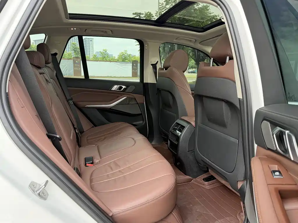 BMW X5 (Import) — миниатюра 14